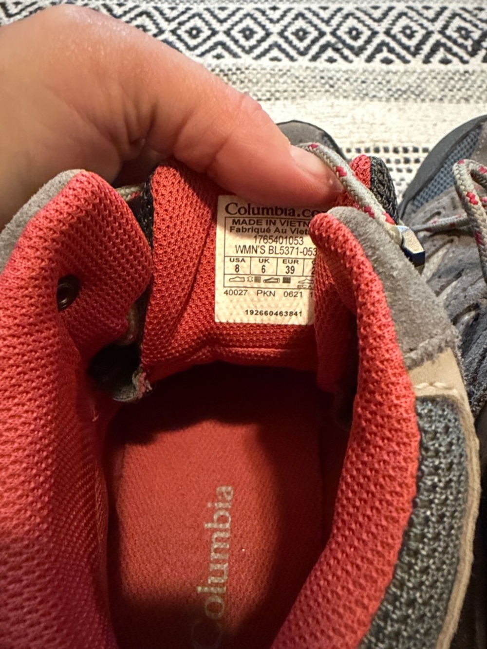 Columbia Gray Hiking Boots with Pink Interior - Picture 4 of 16